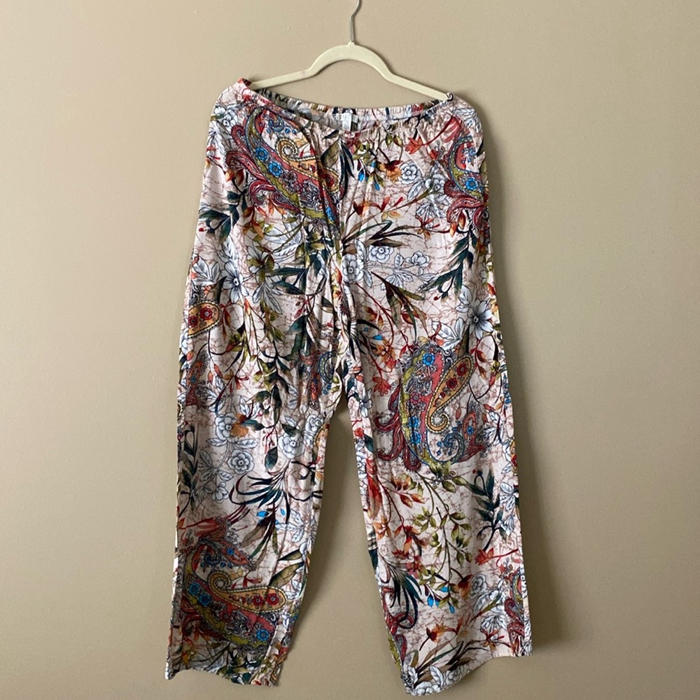 Casual pants, elastic waist wide leg pants.